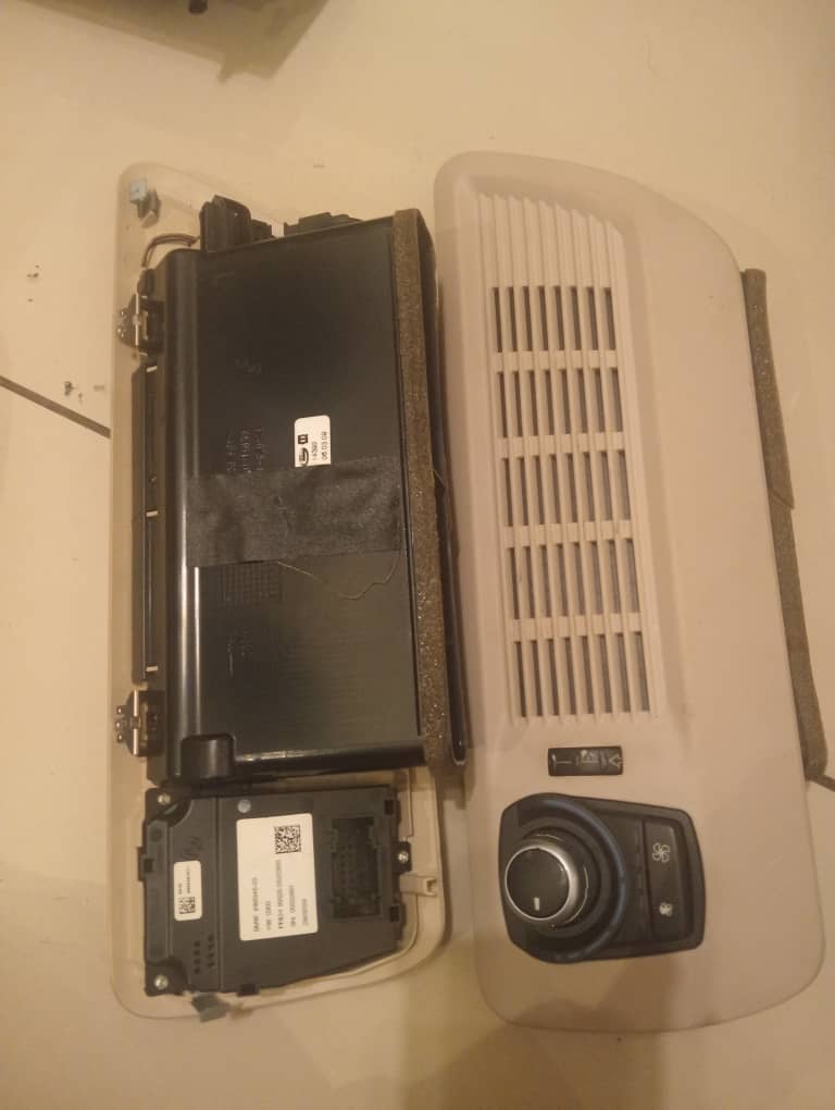 Rear AC TOP Vent Control