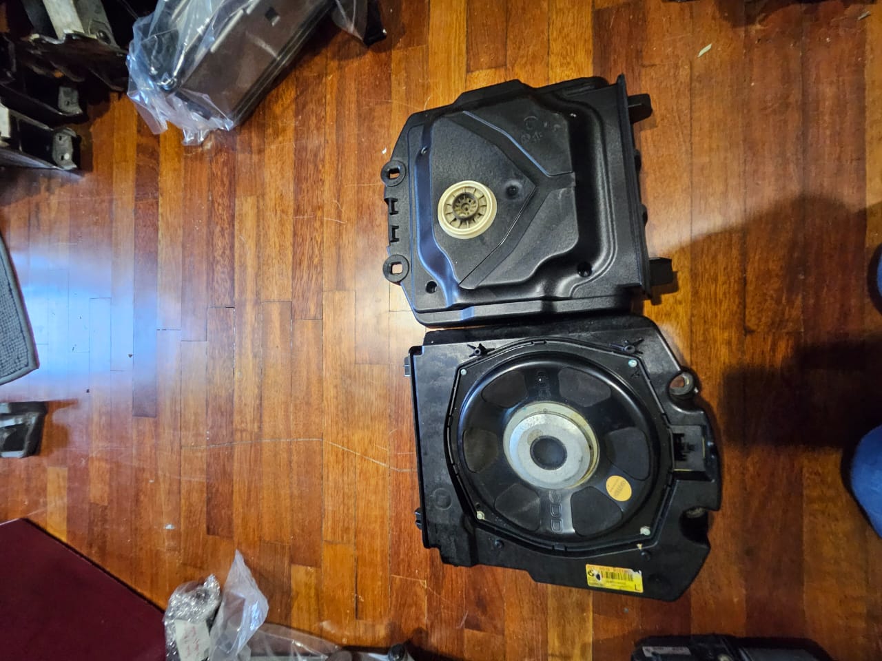 Subwoofer Orange Tag HK